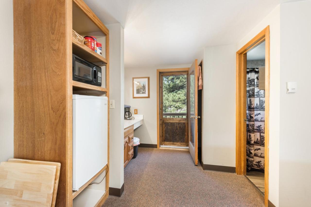 Executive Queen Room