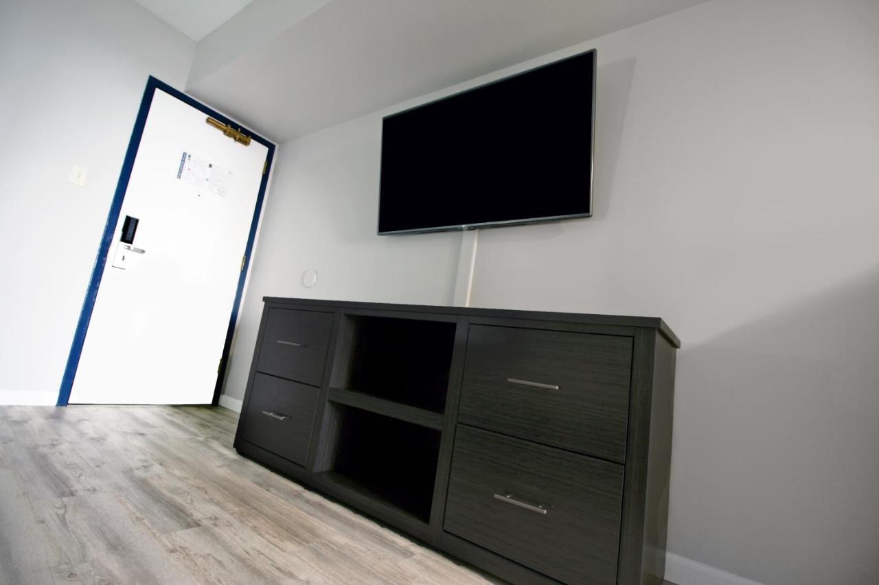Luxury King Room