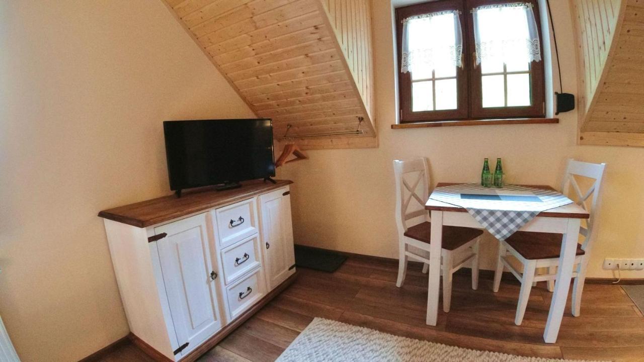Pokój Dwuosobowy z widokiem na ogród