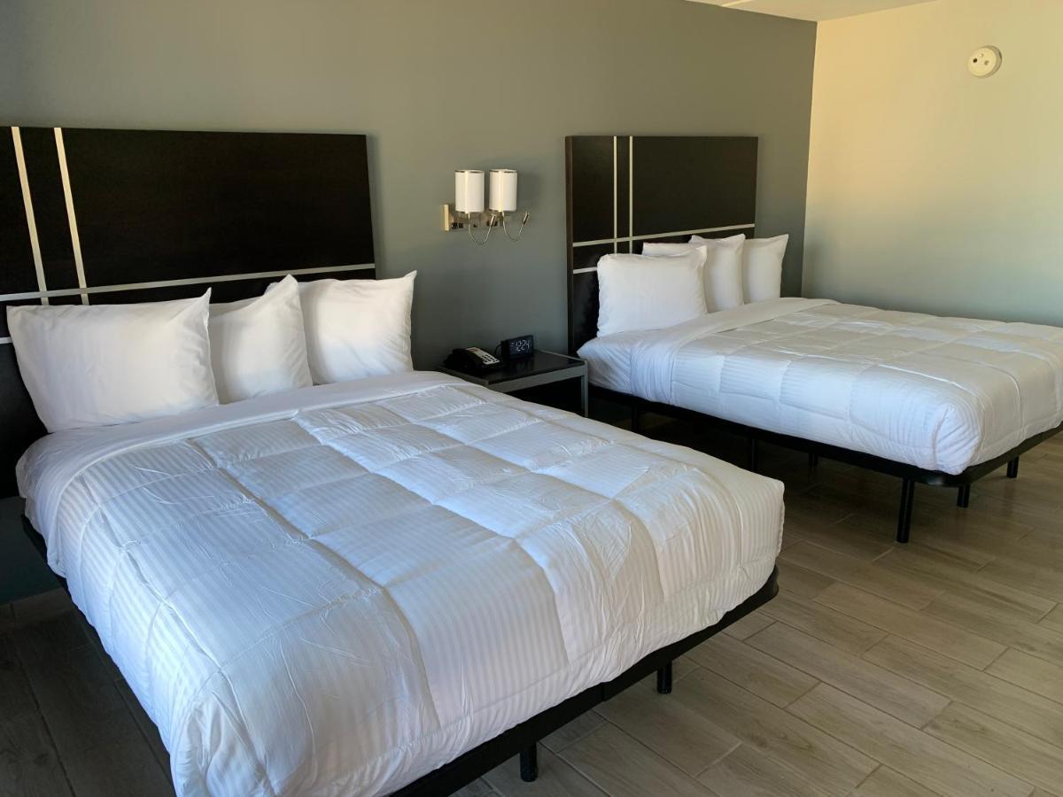 Queen Room Two Queen Beds
