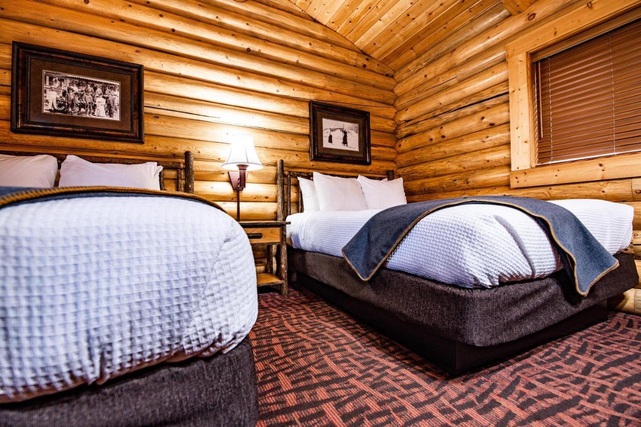 Log Cabin two queen beds