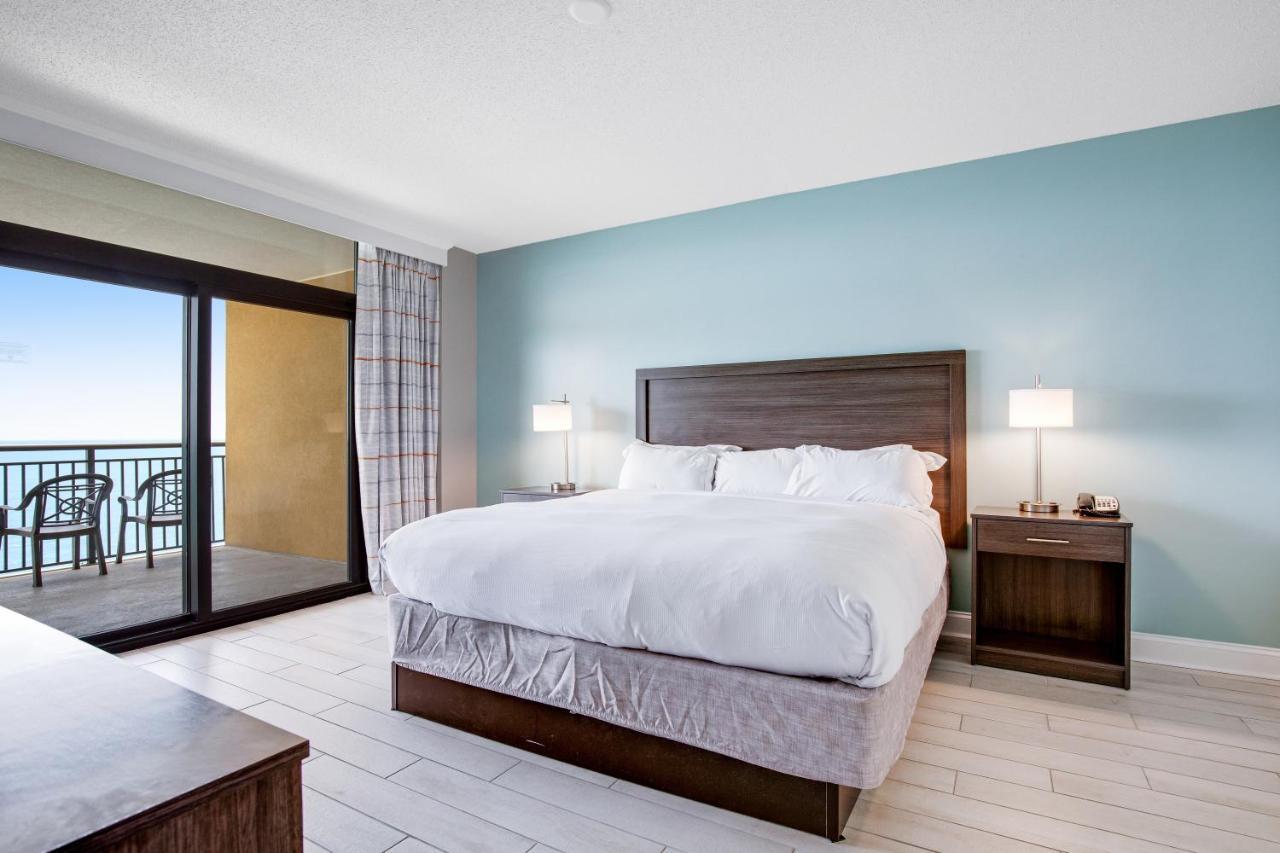 Two-Bedroom Suite Ocean Front