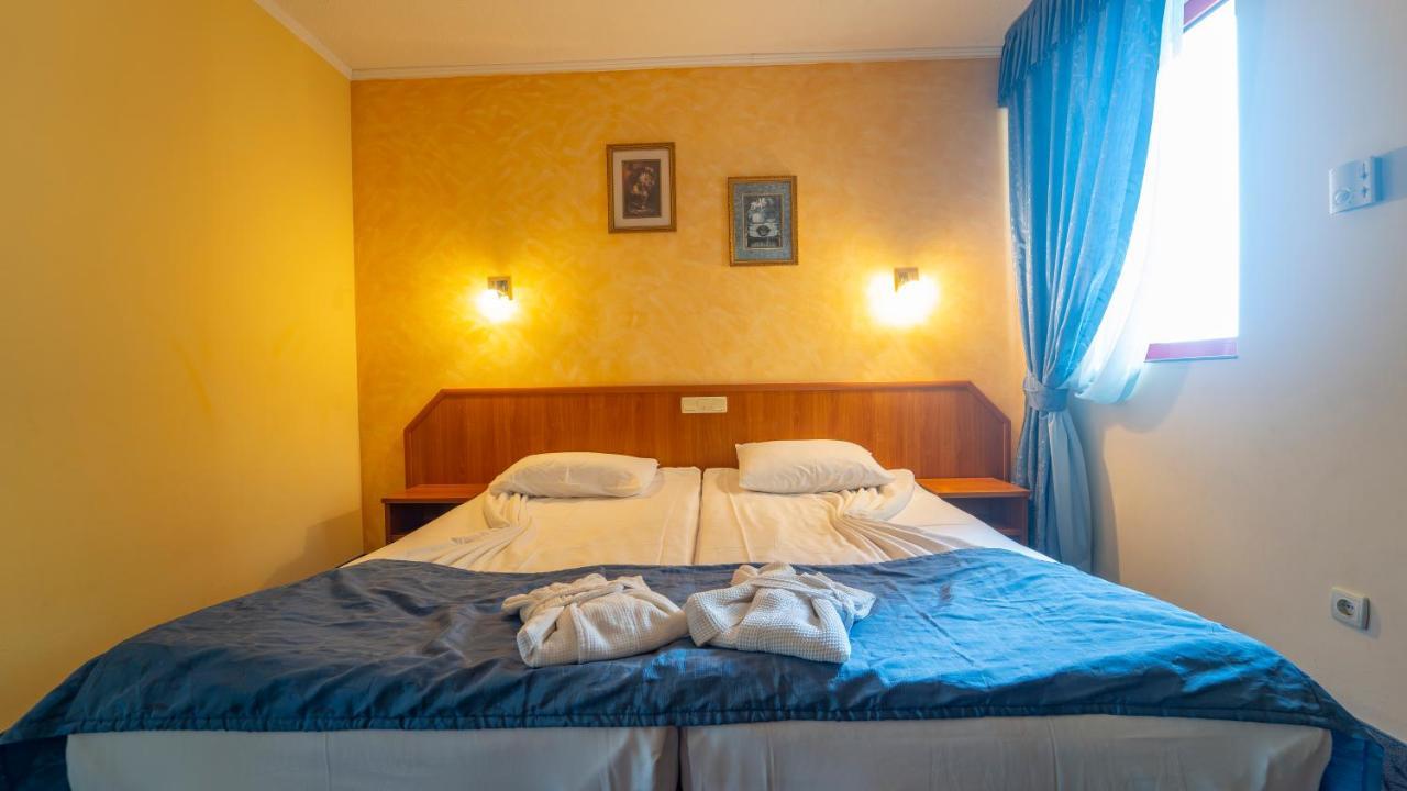 Pokój dwuosobowy typu Economy z 1 lub 2 łóżkami
