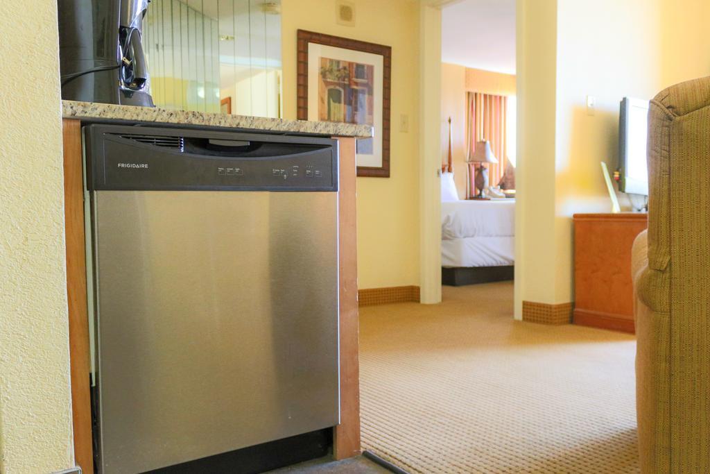 Two-Bedroom Suite