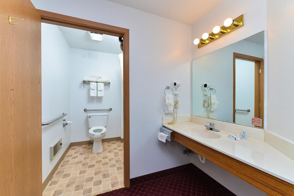 Queen Room Two Queen Beds Disability Access or Non-Smoking
