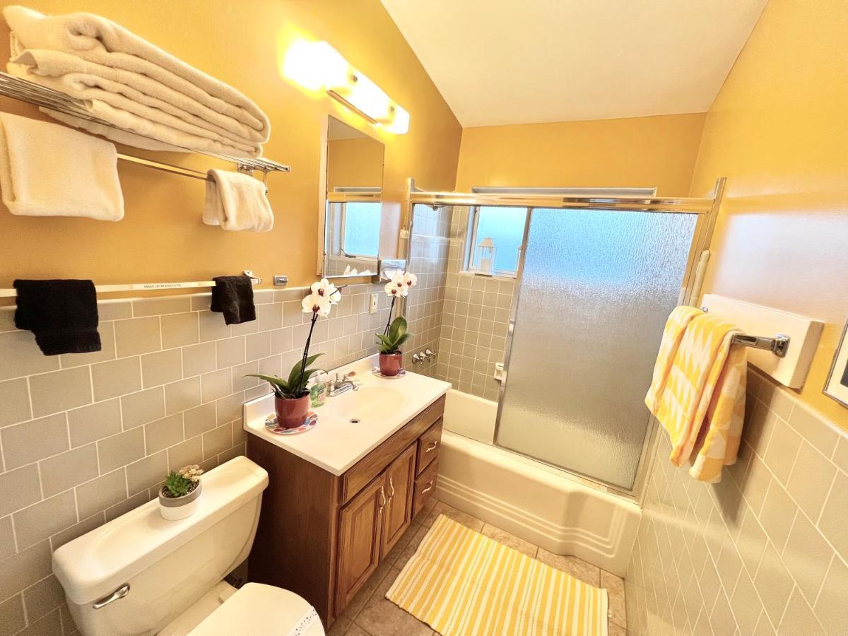 One-Bedroom Bungalow