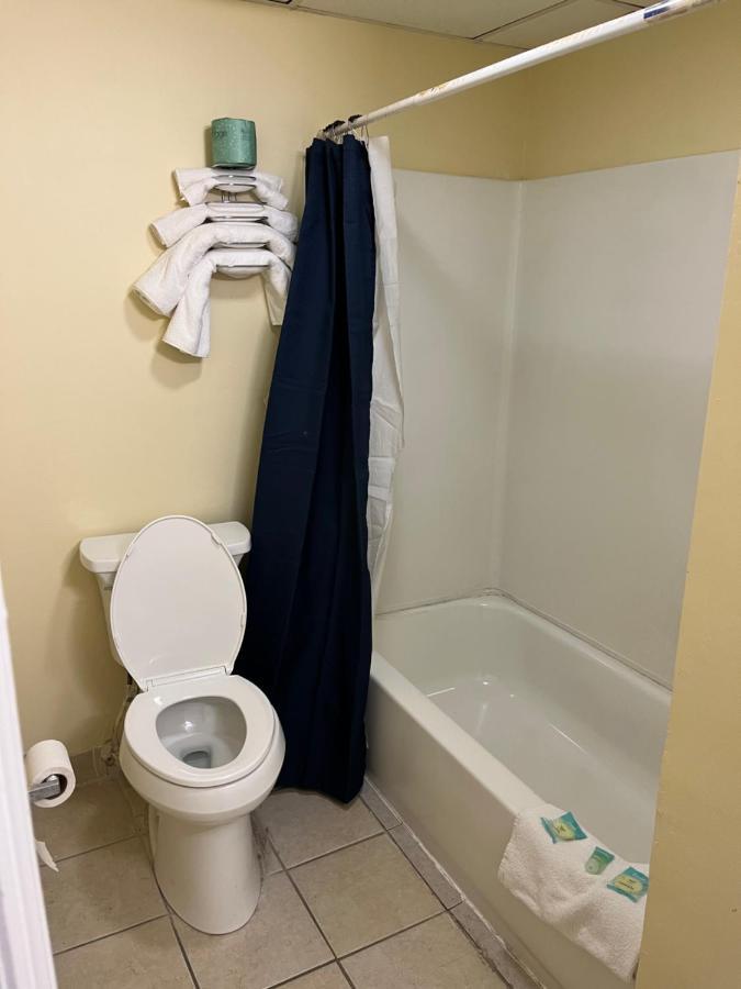 Basic Triple Room