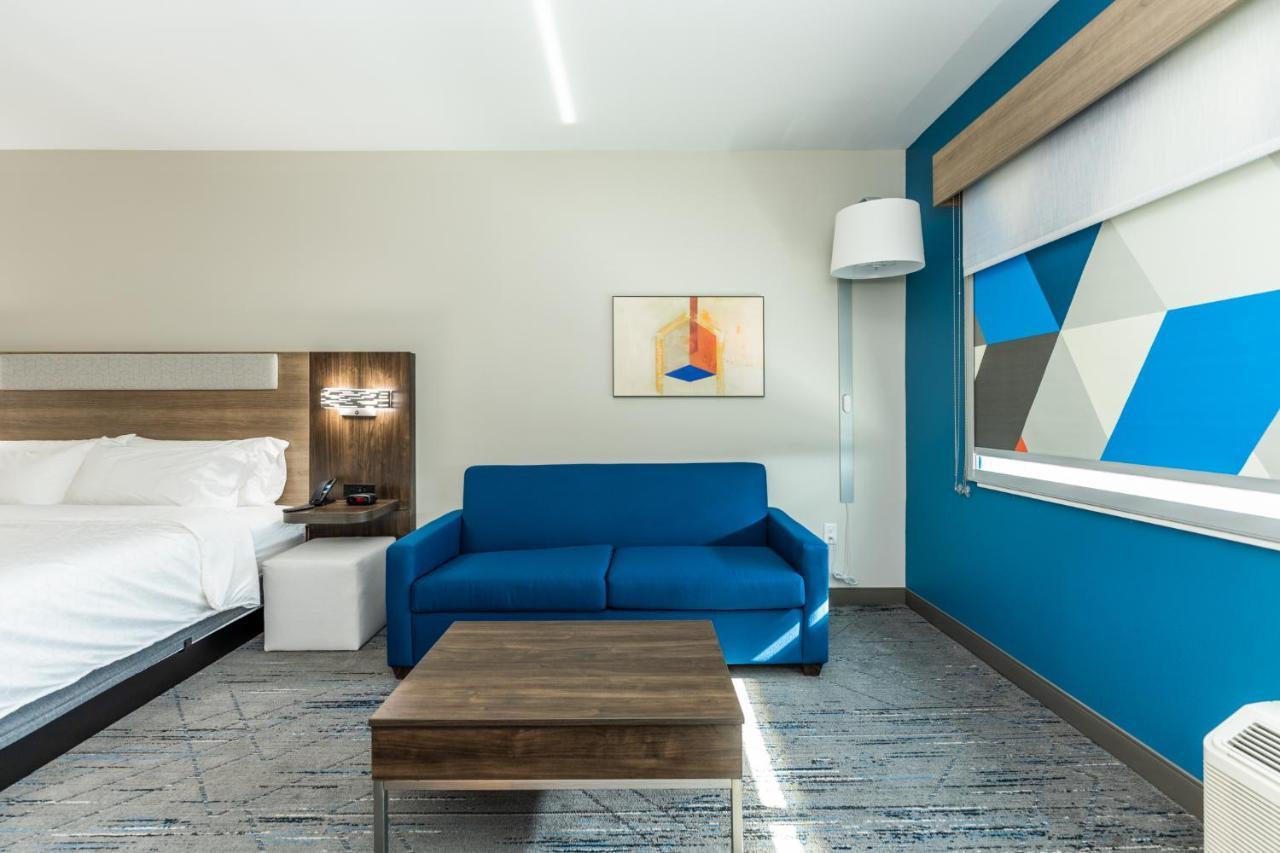 King Room Hearing Accessible