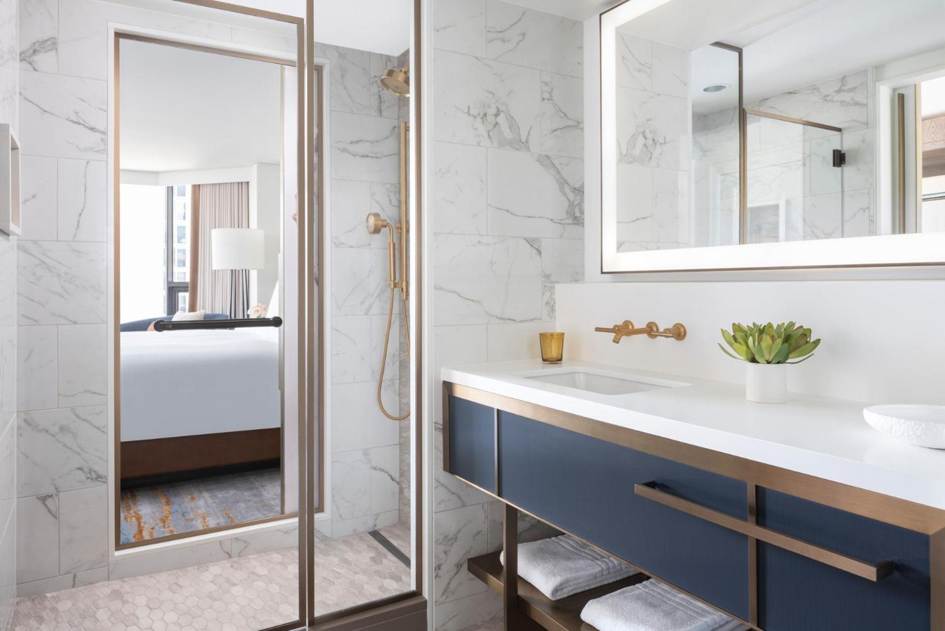 Premier King Room