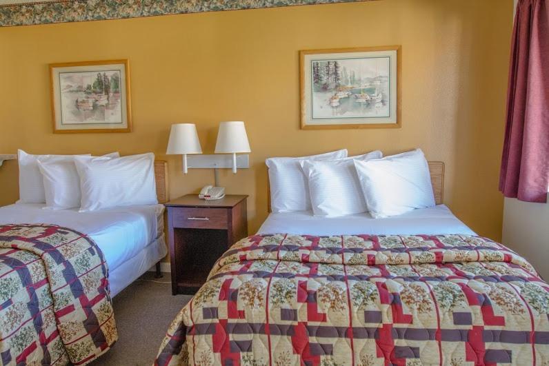 Superior Double Room Two Double Beds
