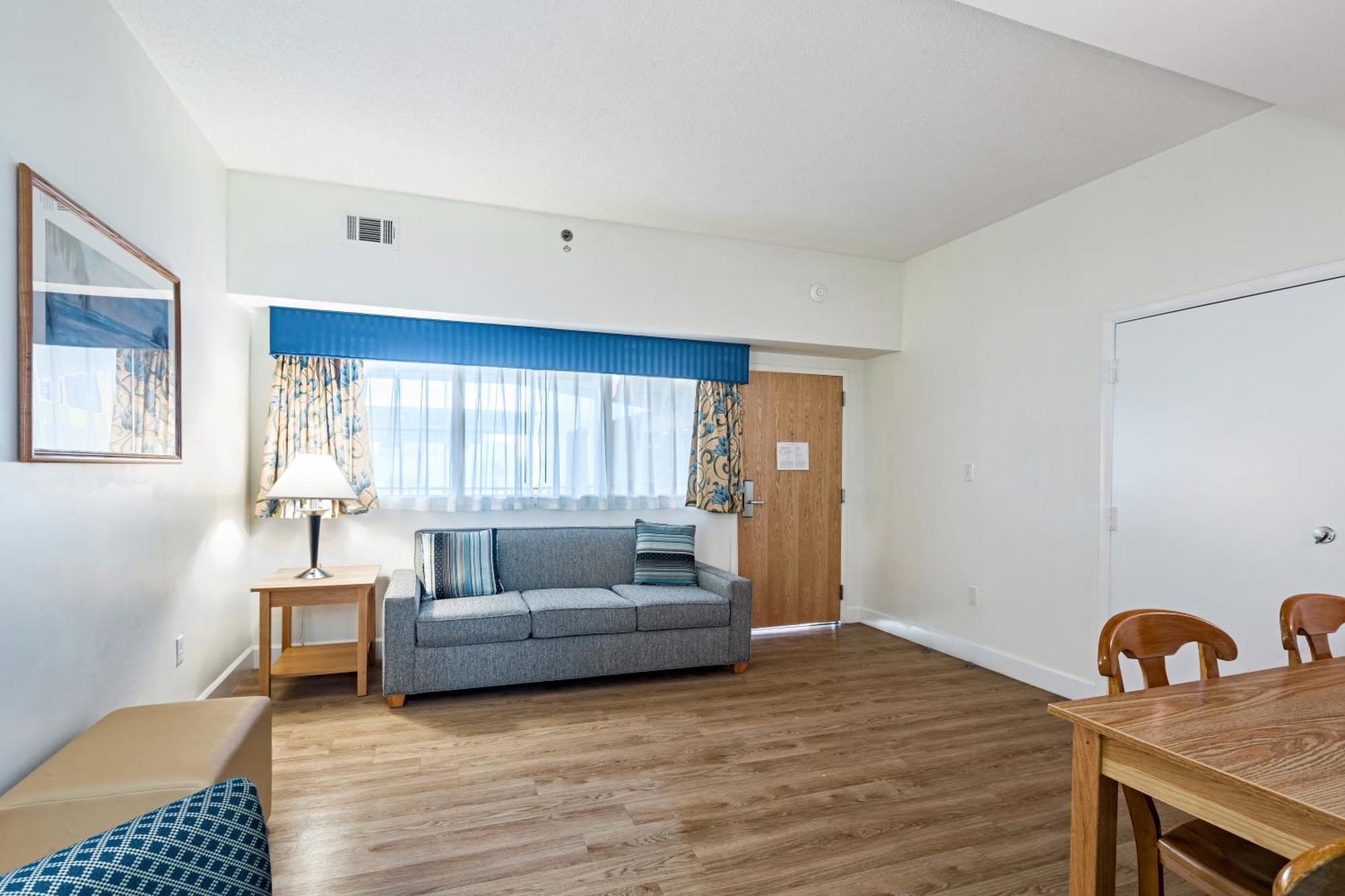 One-Bedroom Suite