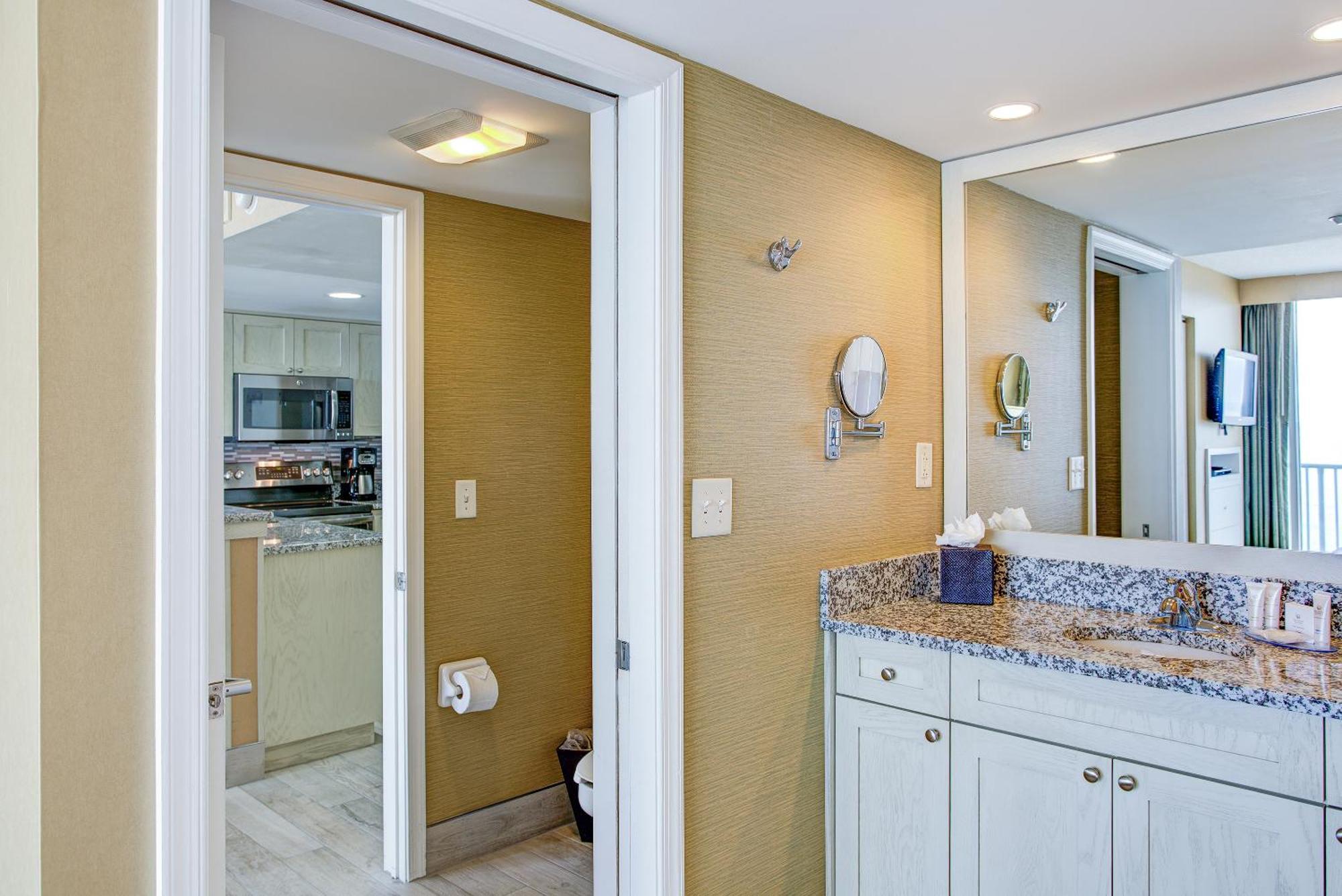 1 Bedroom Suite Ocean View