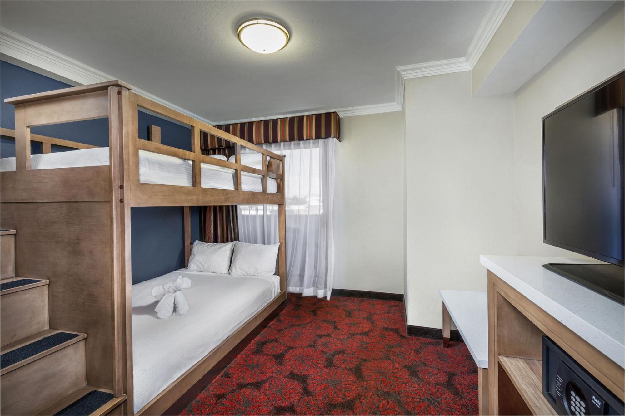 King Suite Bunk Beds