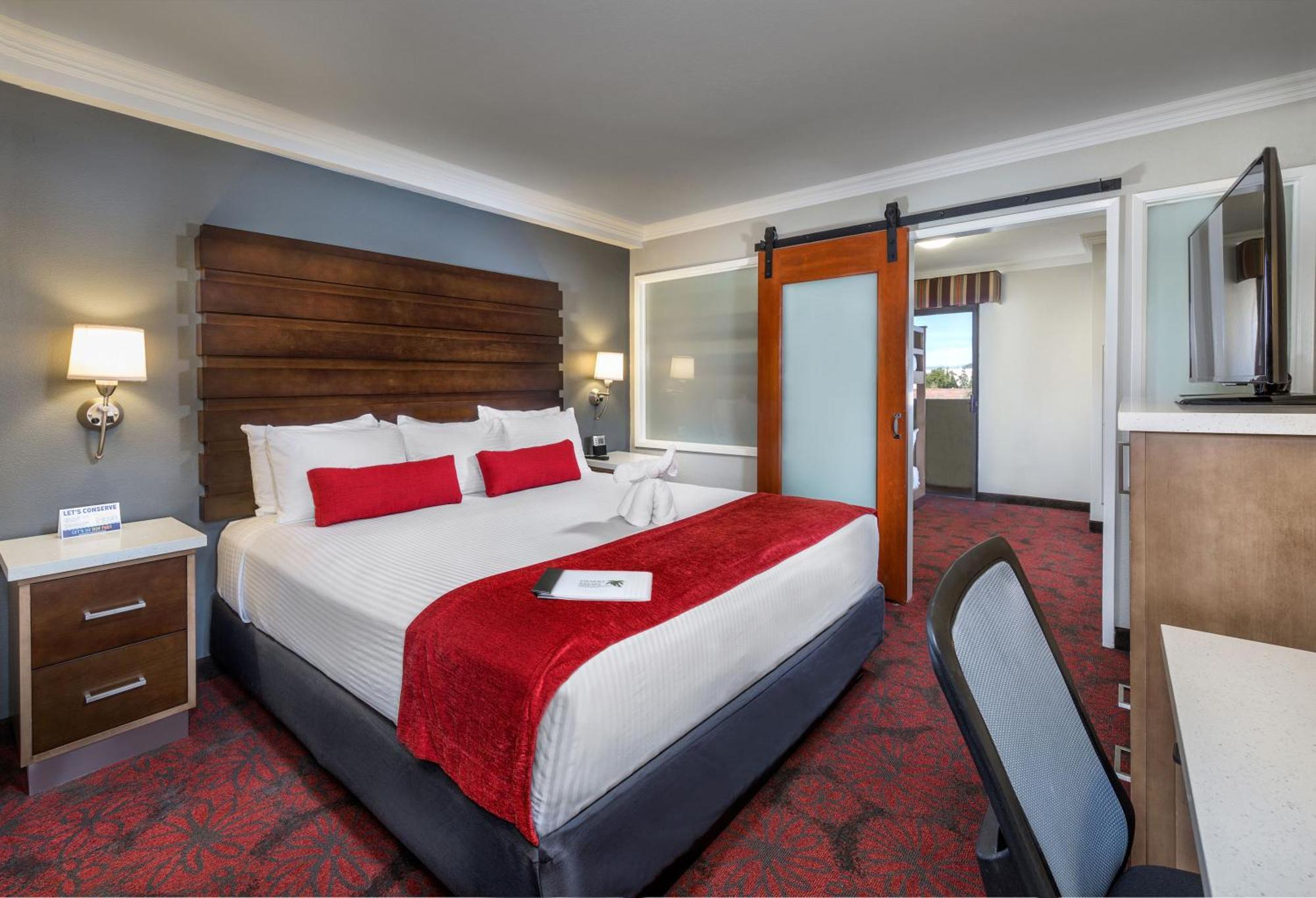 King Suite Bunk Beds