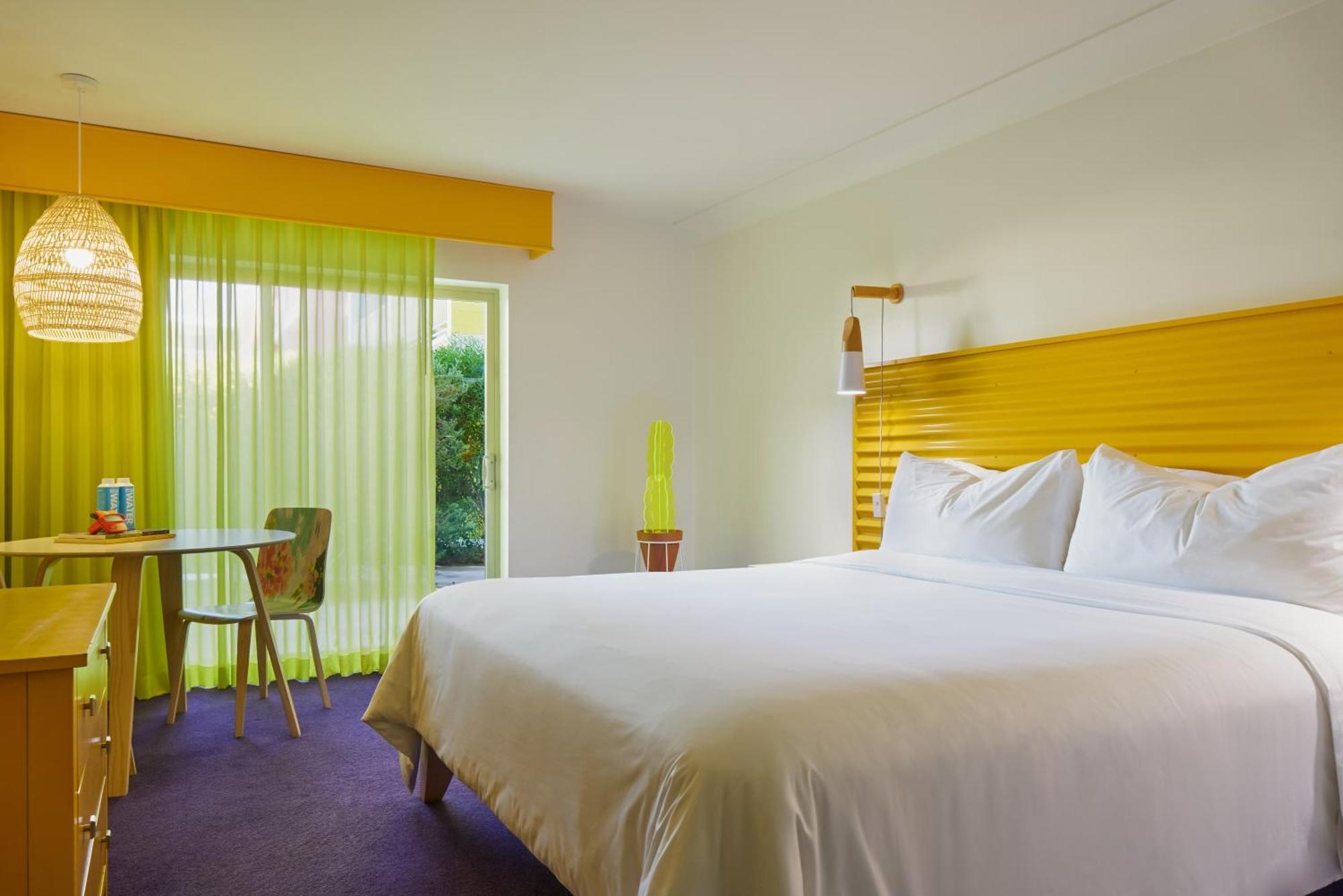 King Room Pool View Ground Floor
