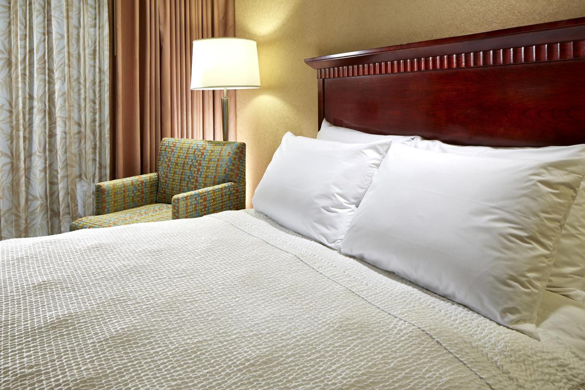 Deluxe Queen Room Two Queen Beds