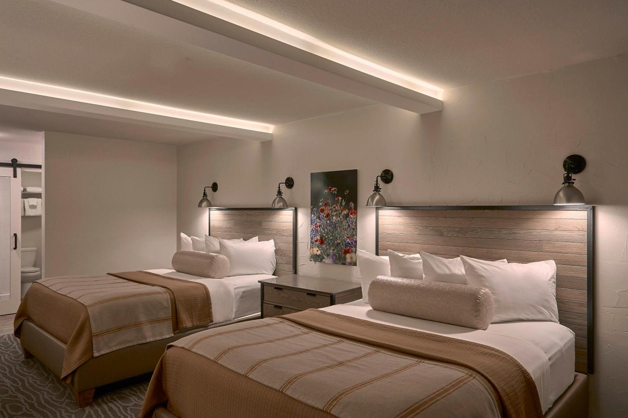 Queen Room Two Queen Beds
