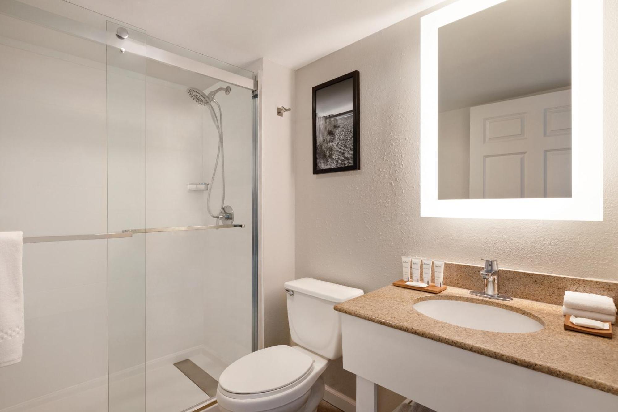 High Floor Premier Suite Two Double Beds Kitchen & Sofa Bed Non Smoking