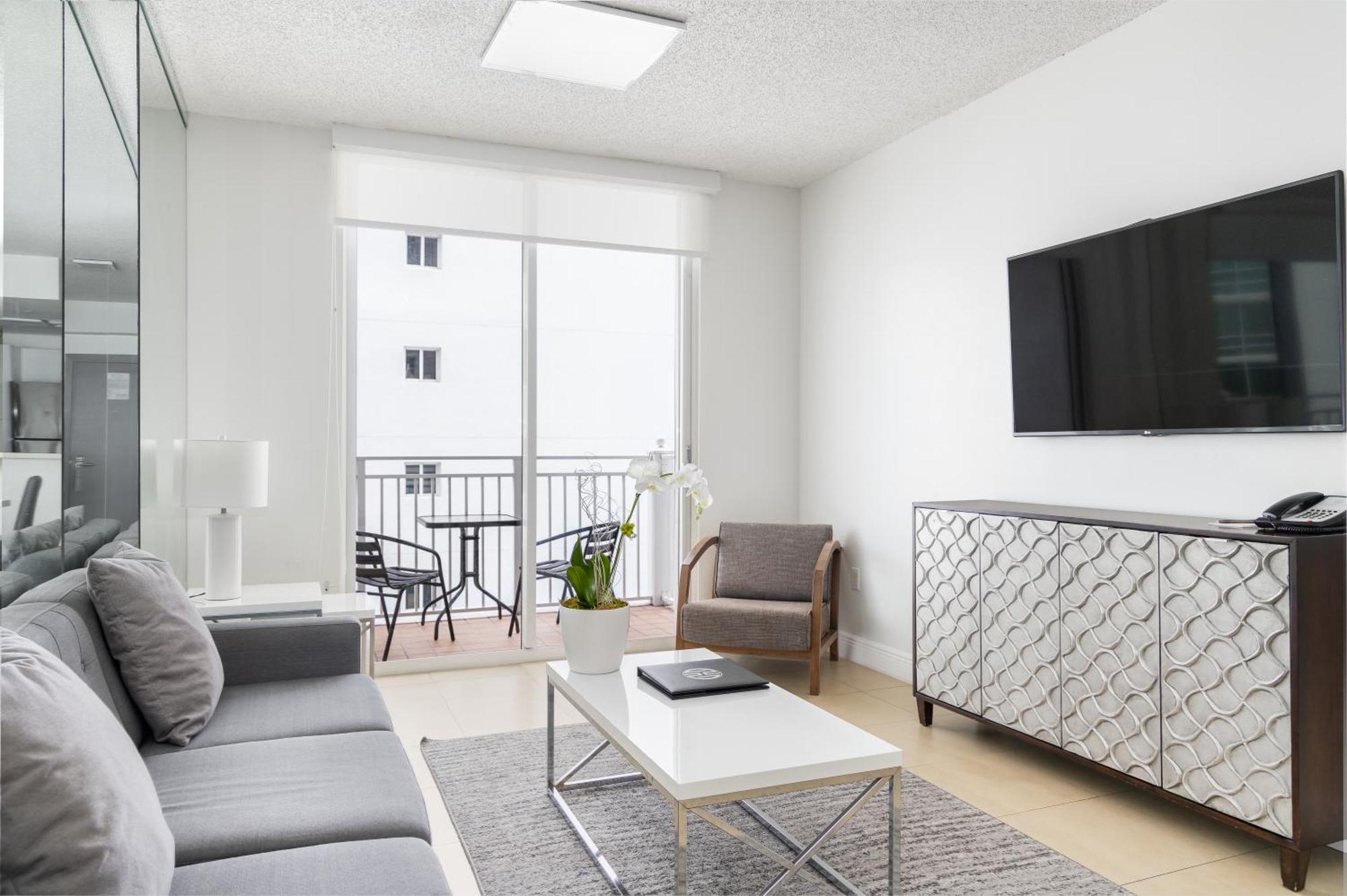 Standard One Bedroom Suite Balcony