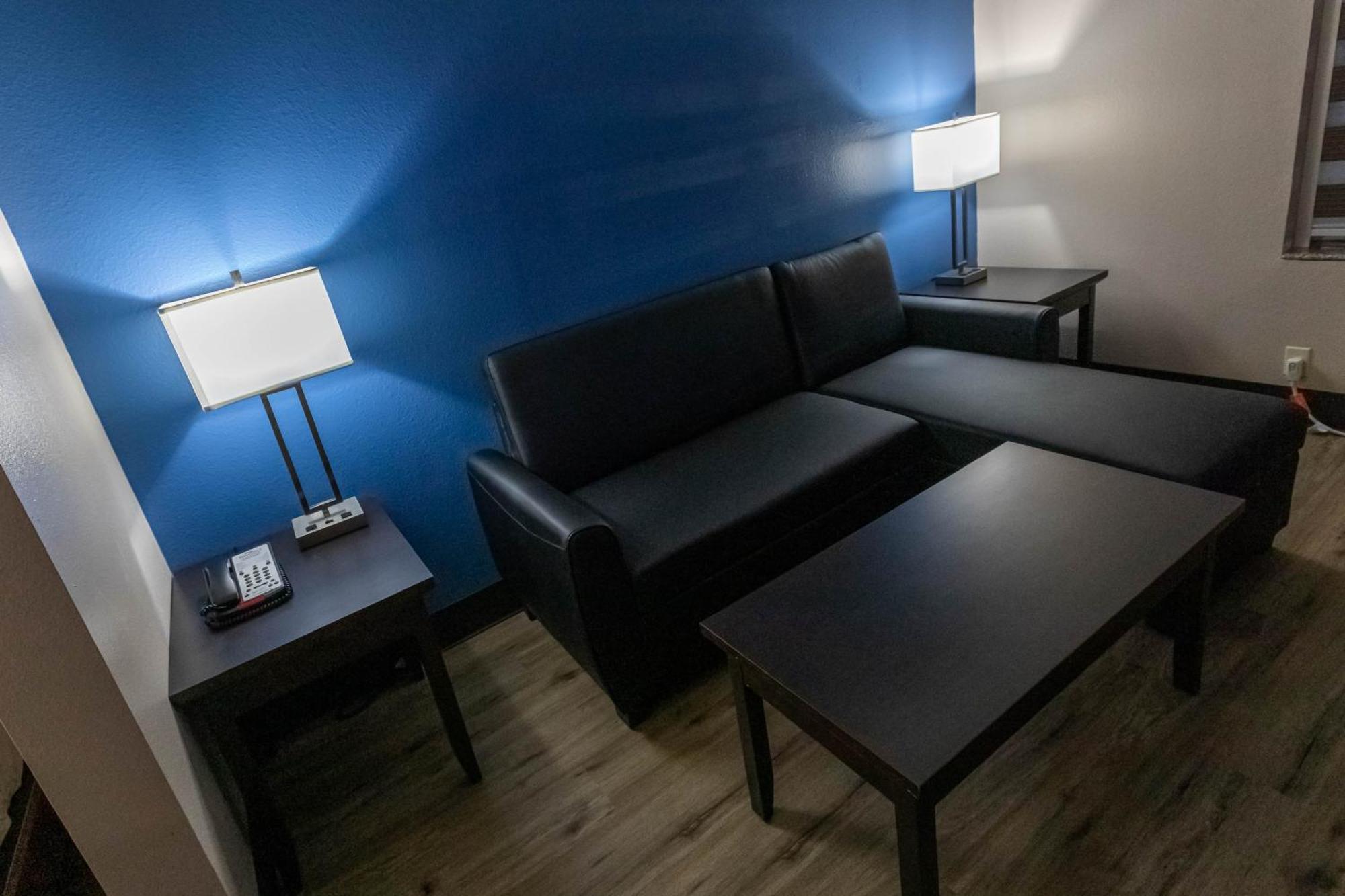 Two Queen Beds Studio Suite Non-Smoking
