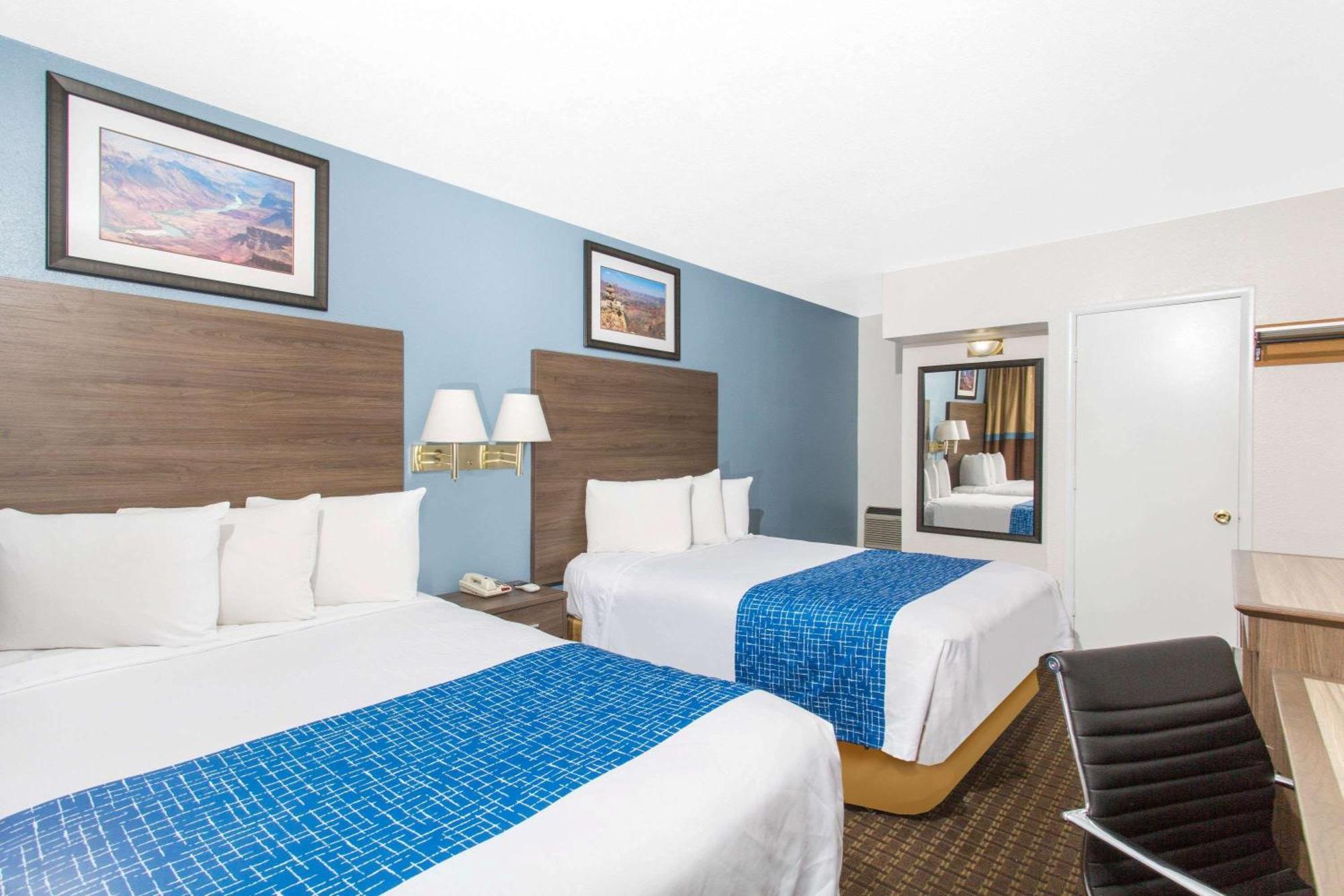Double Room Two Double Beds Smoking