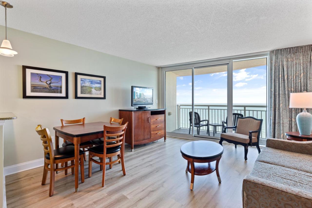 Deluxe One-Bedroom Suite
