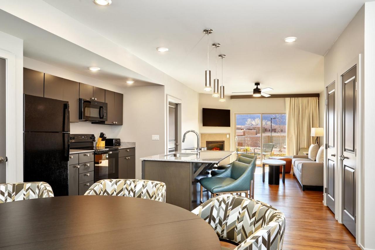 One-Bedroom Suite