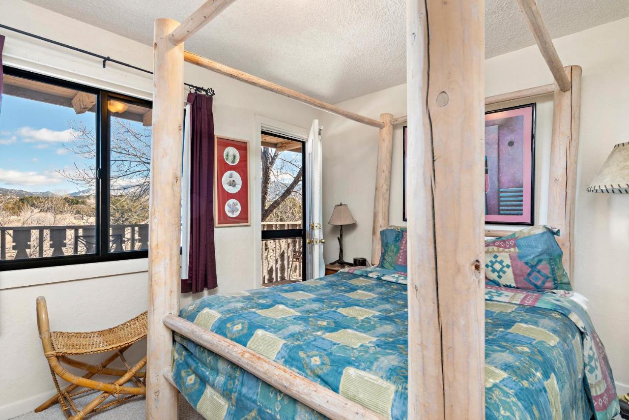 3 Bedroom Condominium