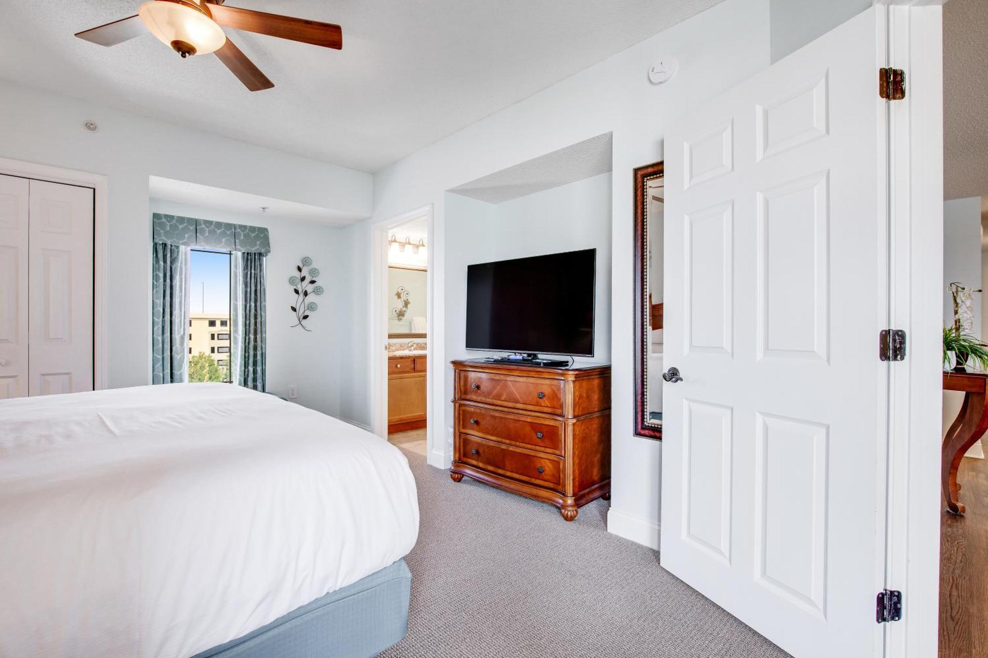 Two-Bedroom Suite Partial Sea View