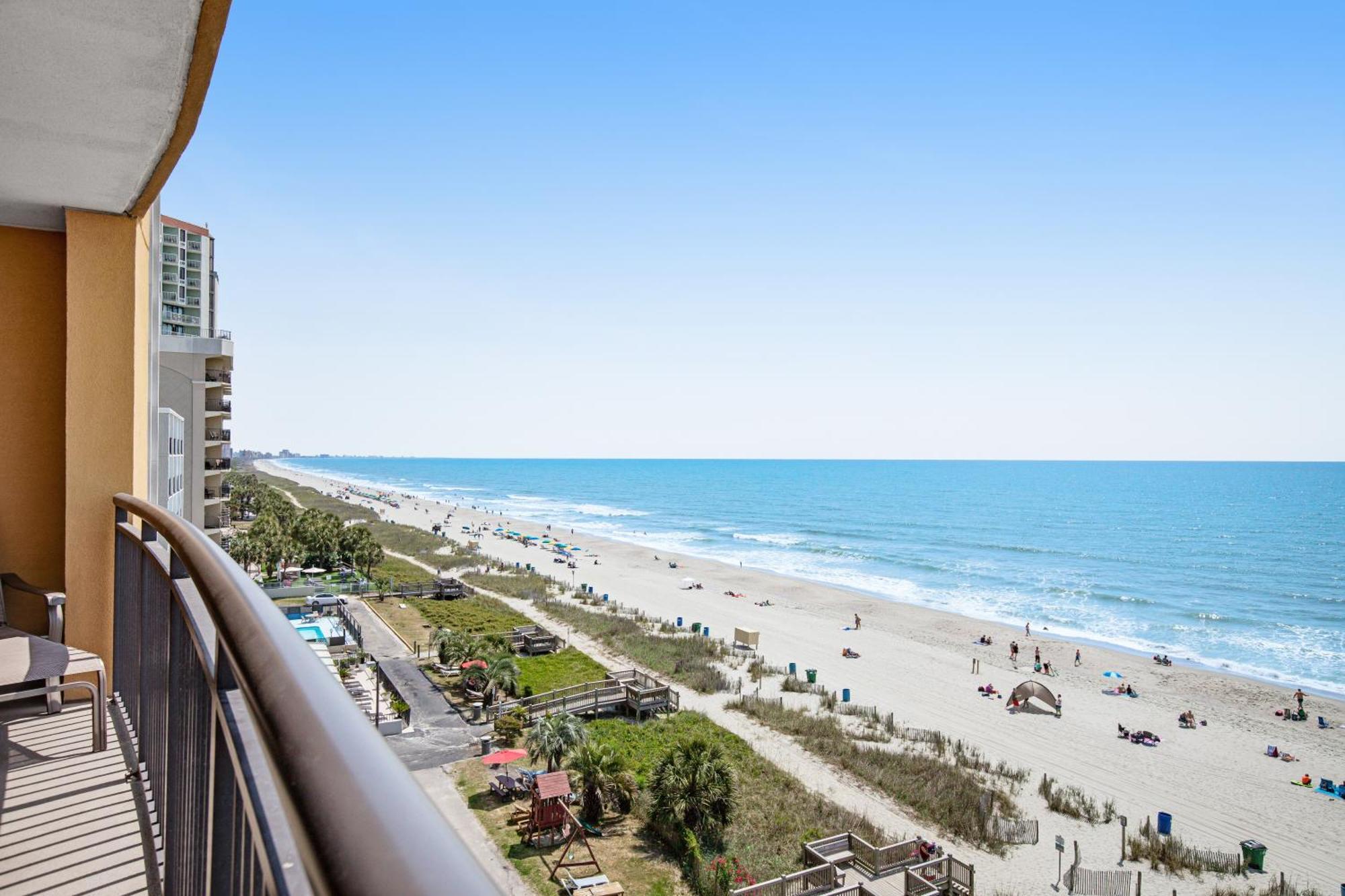 Three-Bedroom Suite Ocean Front