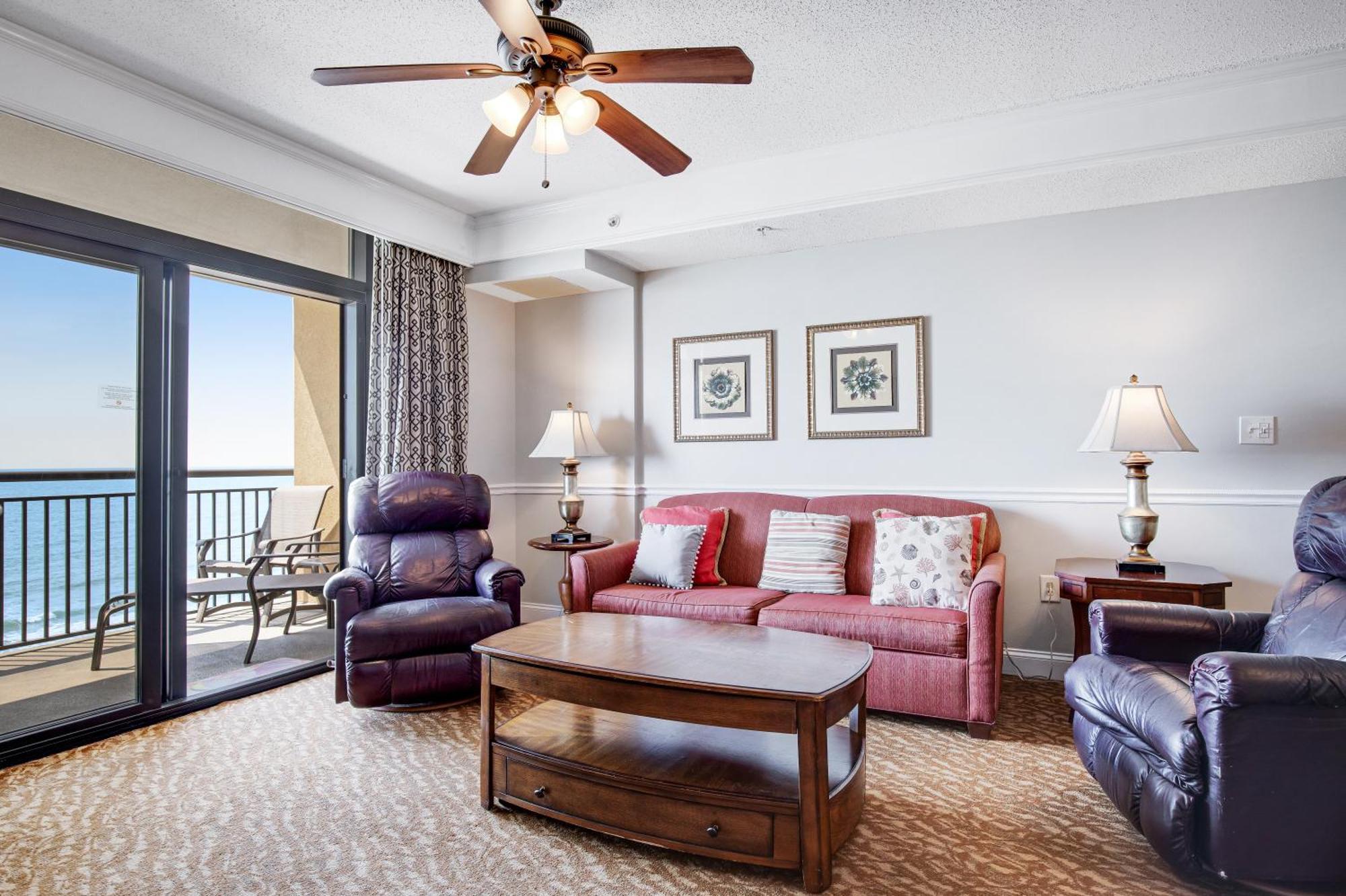 Three-Bedroom Suite Ocean Front