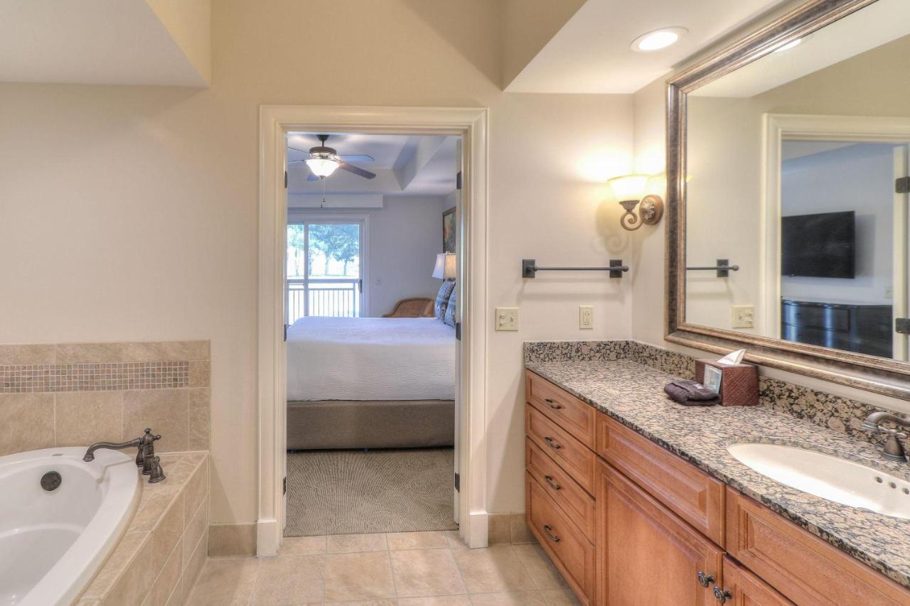 Three Bedroom Riverview Condo 3 Kings