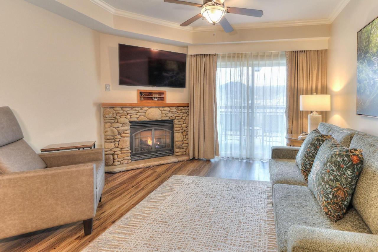 One Bedroom Riverview Condo One King