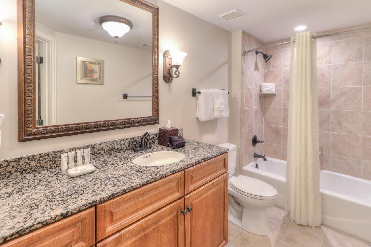 Two Bedroom Riverview Condo One King Two Queens