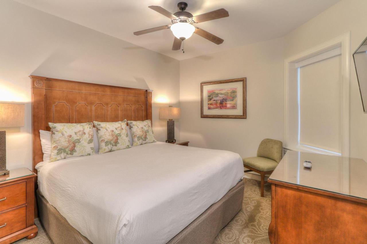 Three Bedroom Riverview Condo 3 Kings