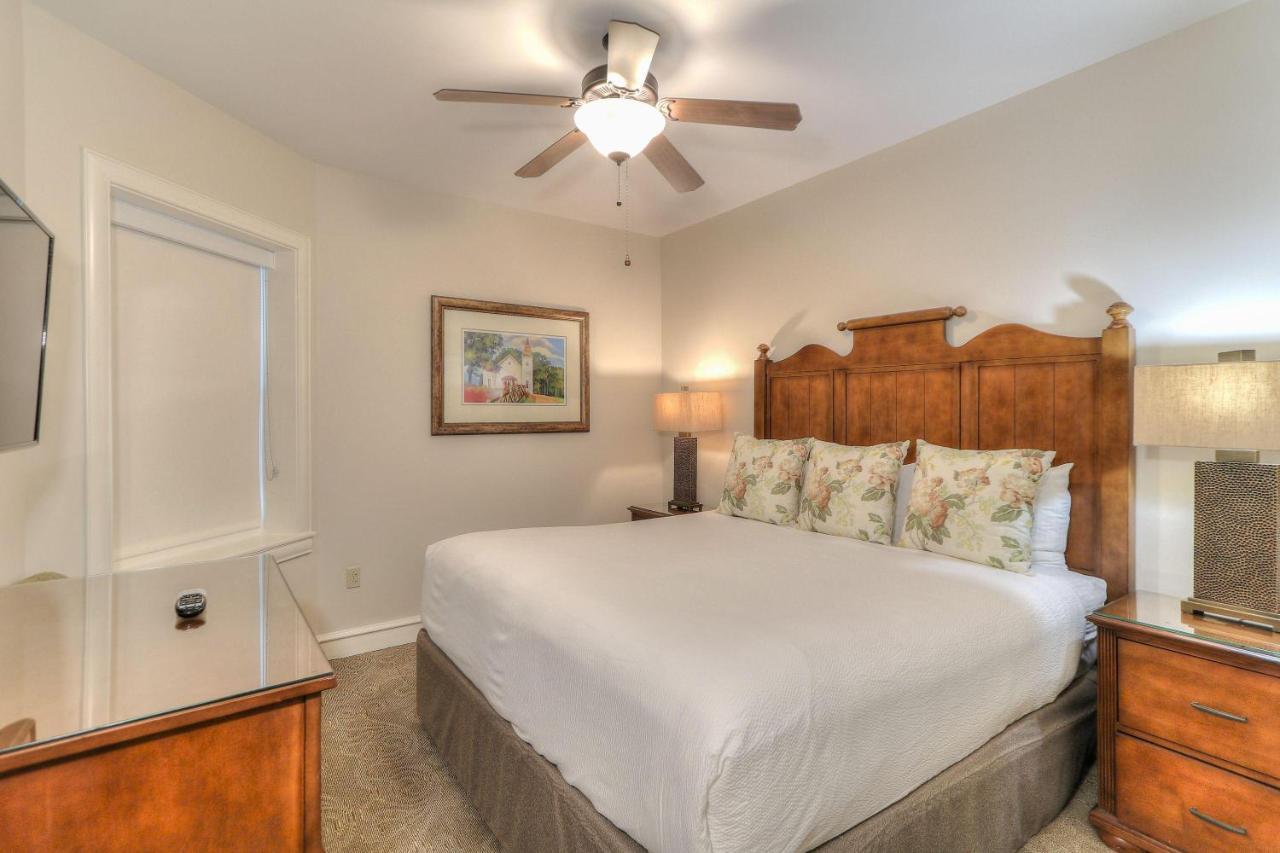Three Bedroom Riverview Condo 3 Kings