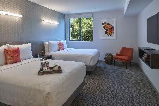 Standard Two Queen Beds Non-Smoking