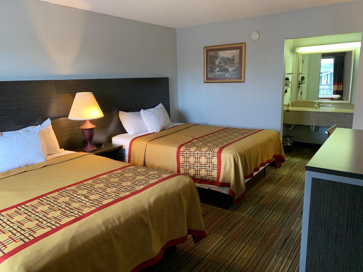 Queen Room Two Queen Beds Non-Smoking