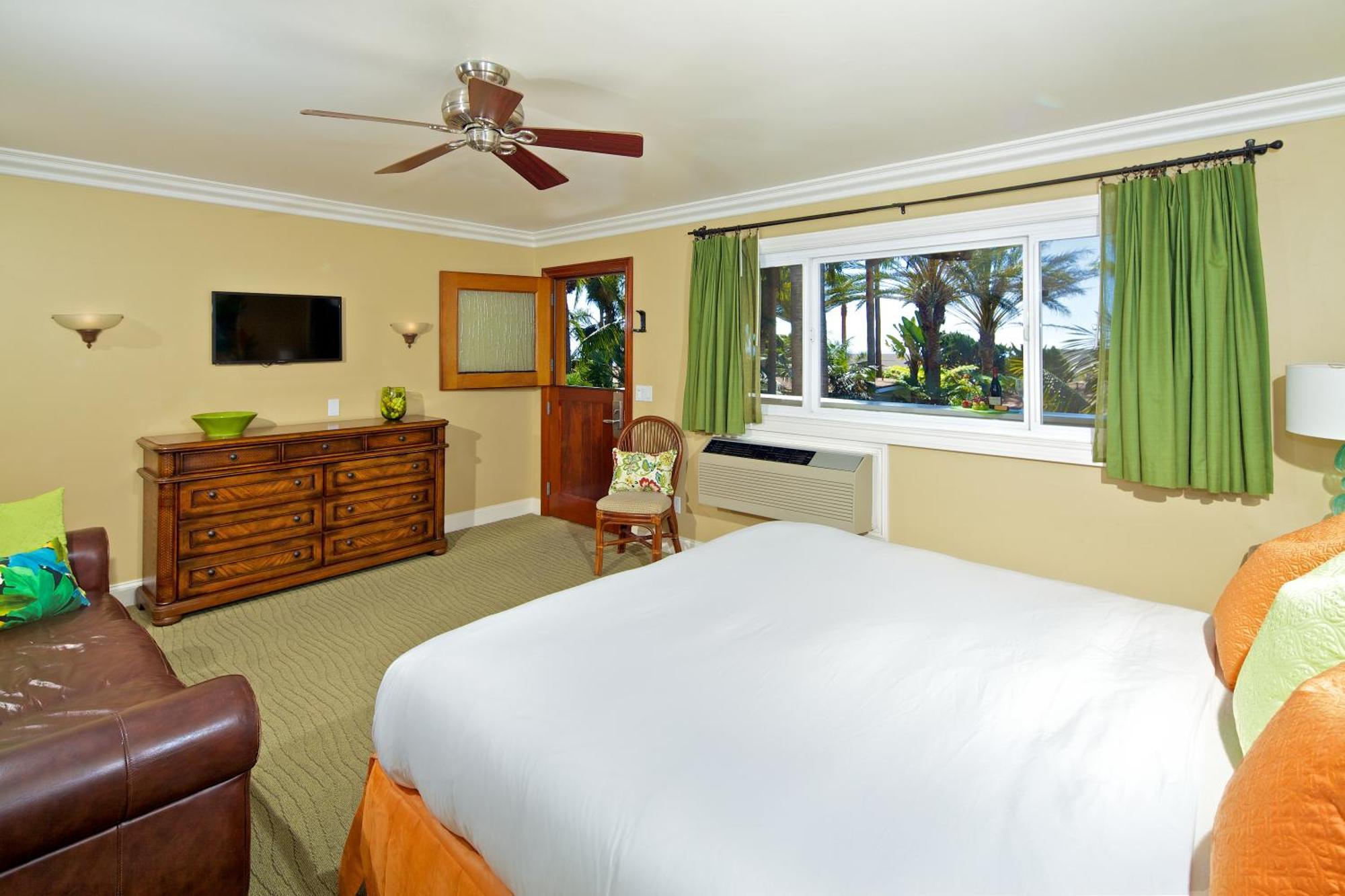 Luxury Mini Suite