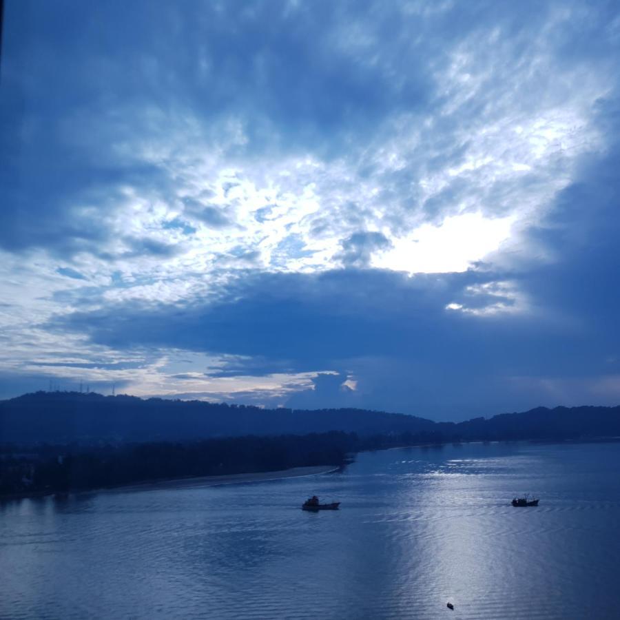 Studio Apartment Sea View