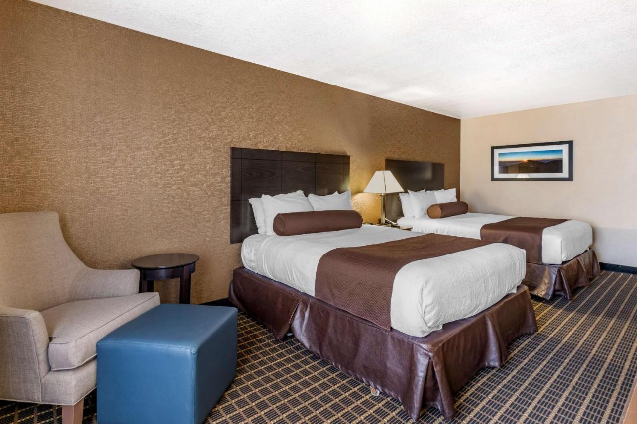 Queen Room Two Queen Beds Disability Access