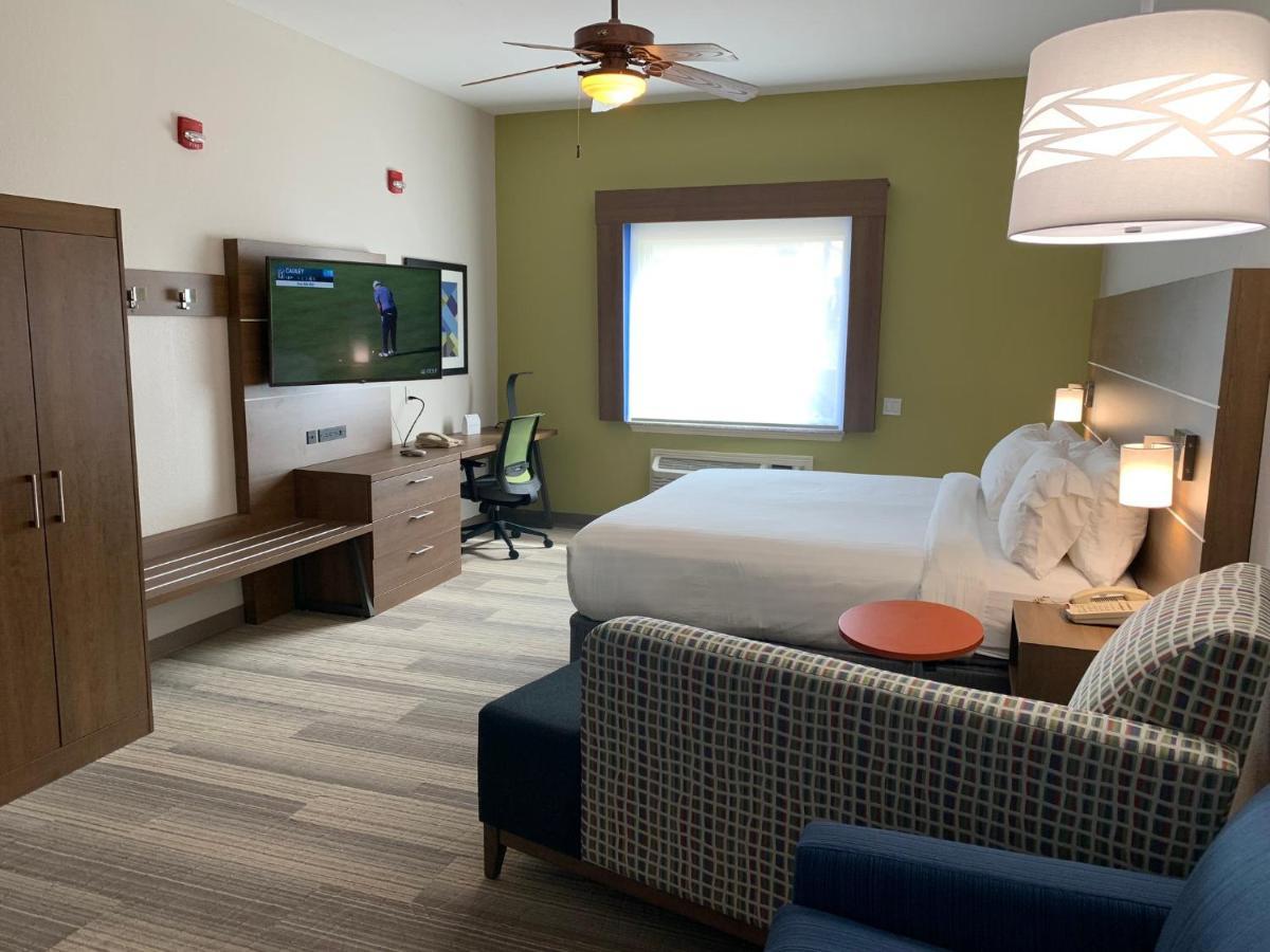 King Suite Sofa Bed Hearing Accessible
