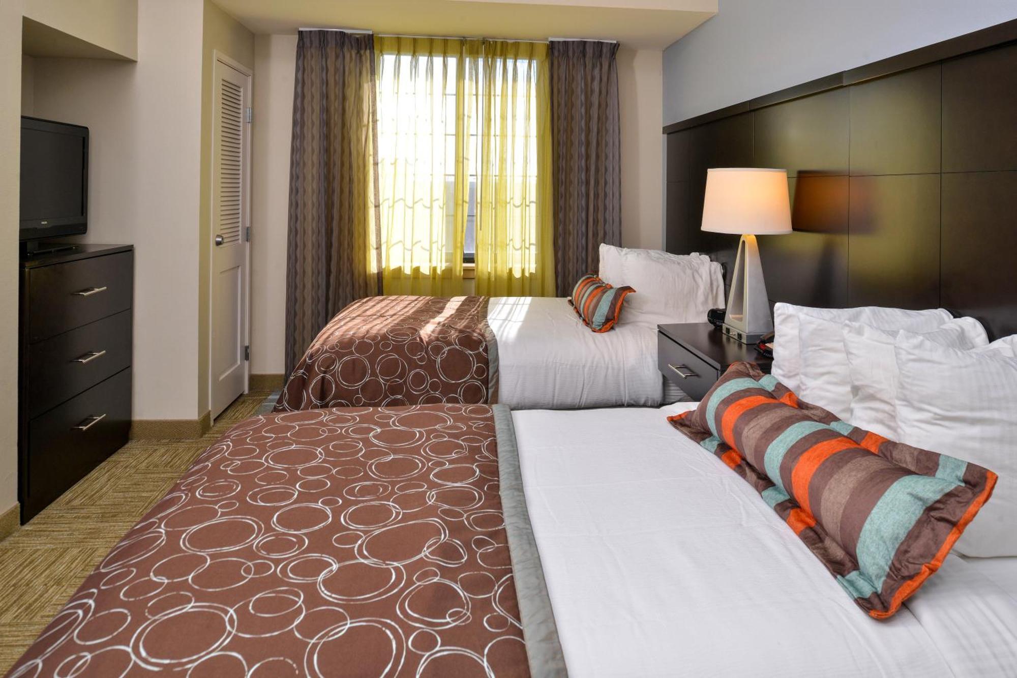 One-Bedroom Suite Two Double Beds