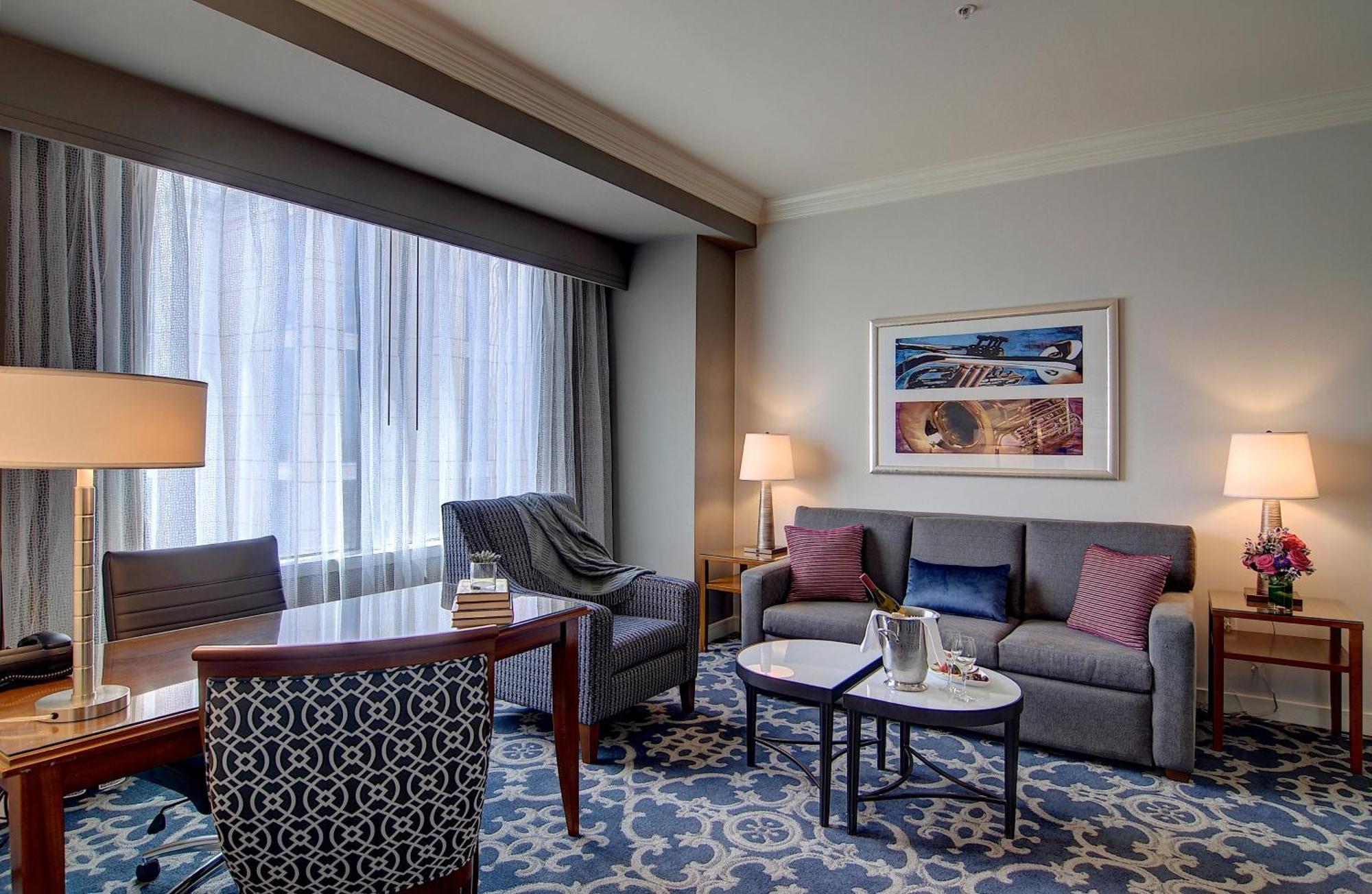 Grand King Suite Accessible