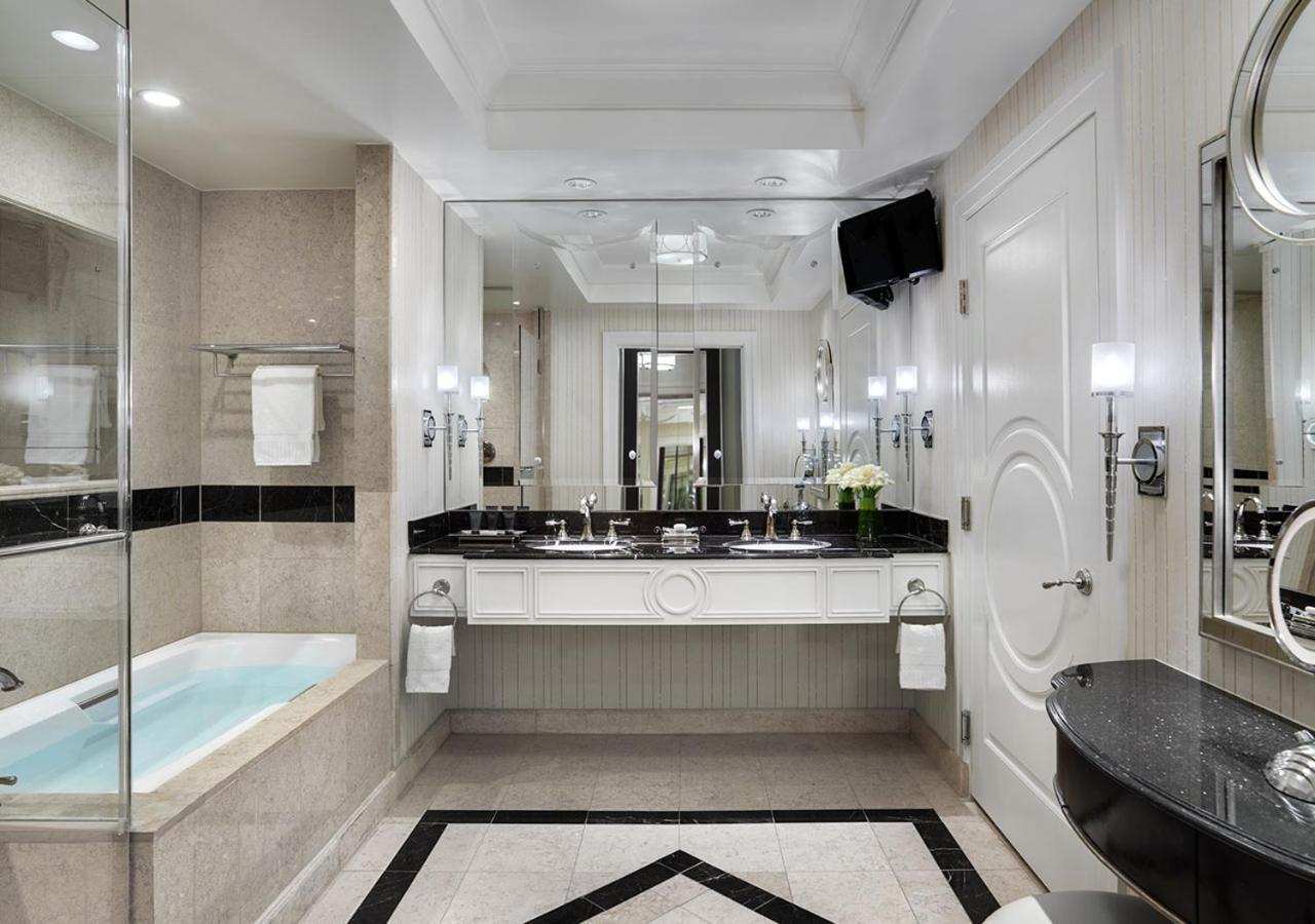 Prestige Luxury King Suite