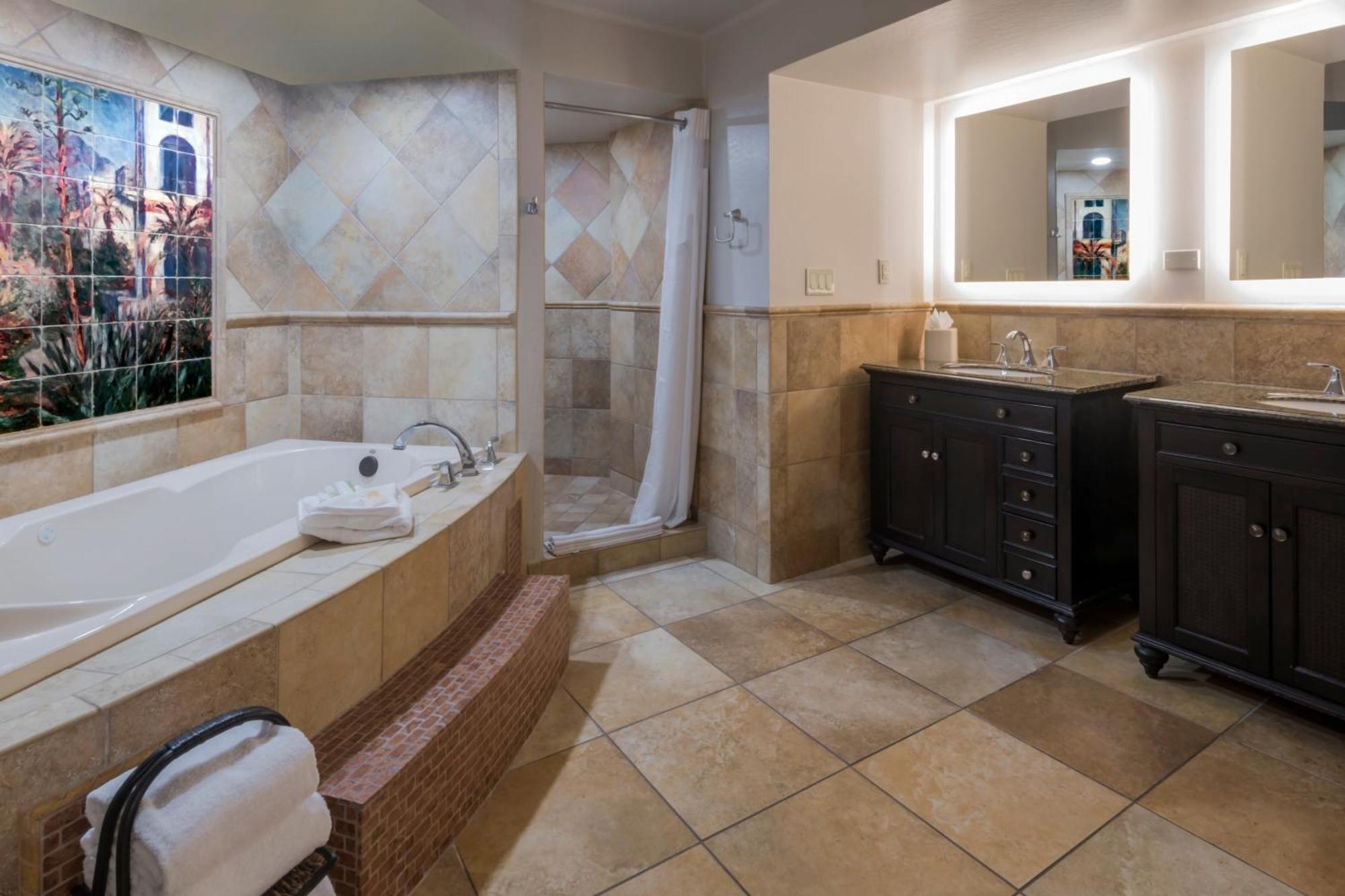 One-Bedroom Suite Two Queen Beds Boardroom