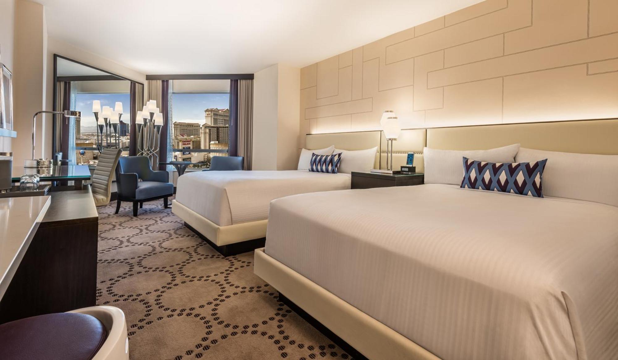Valley Tower Deluxe Room 2 Queen Beds Non-Smoking Pool View