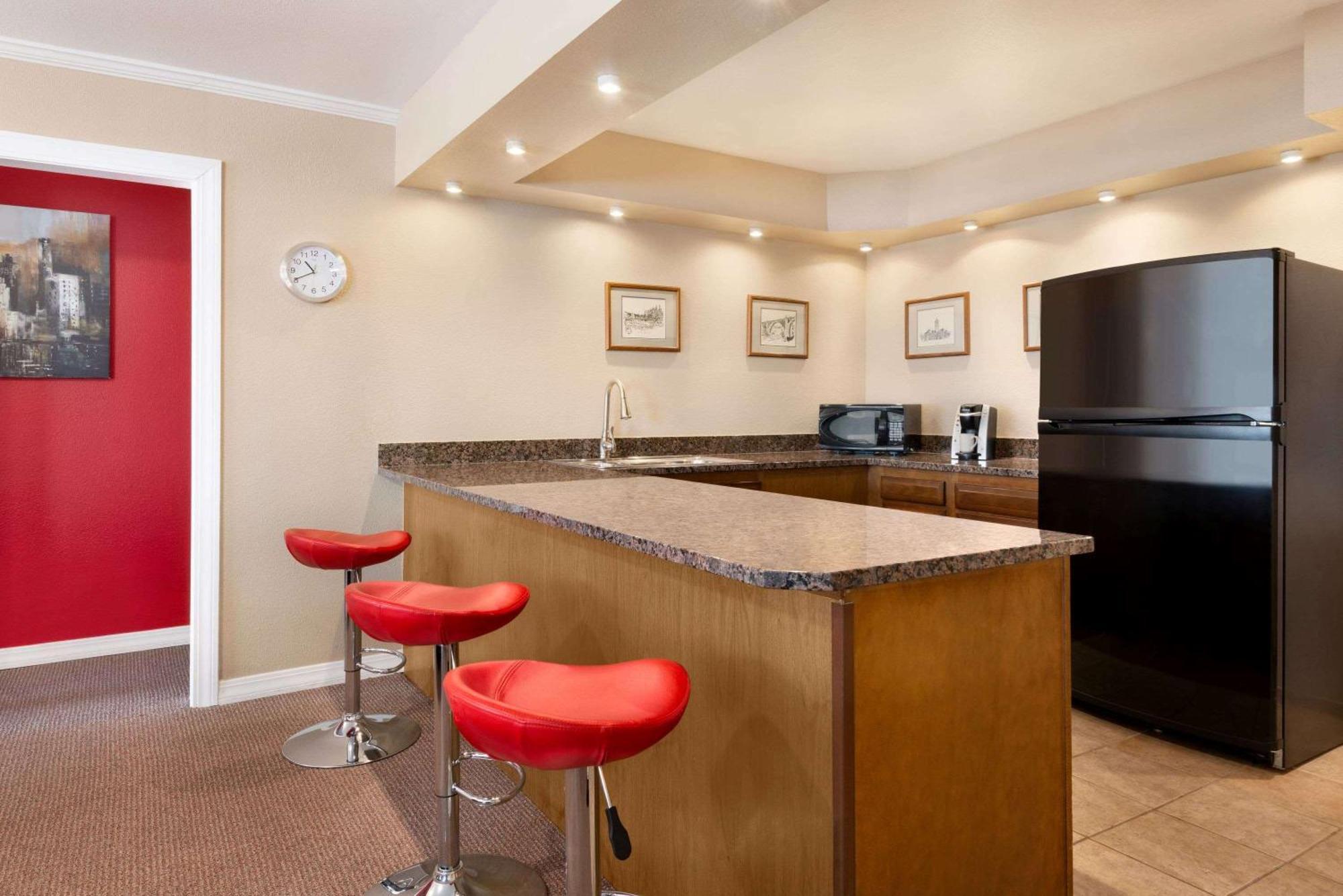 Two-Bedroom Suite Non-Smoking