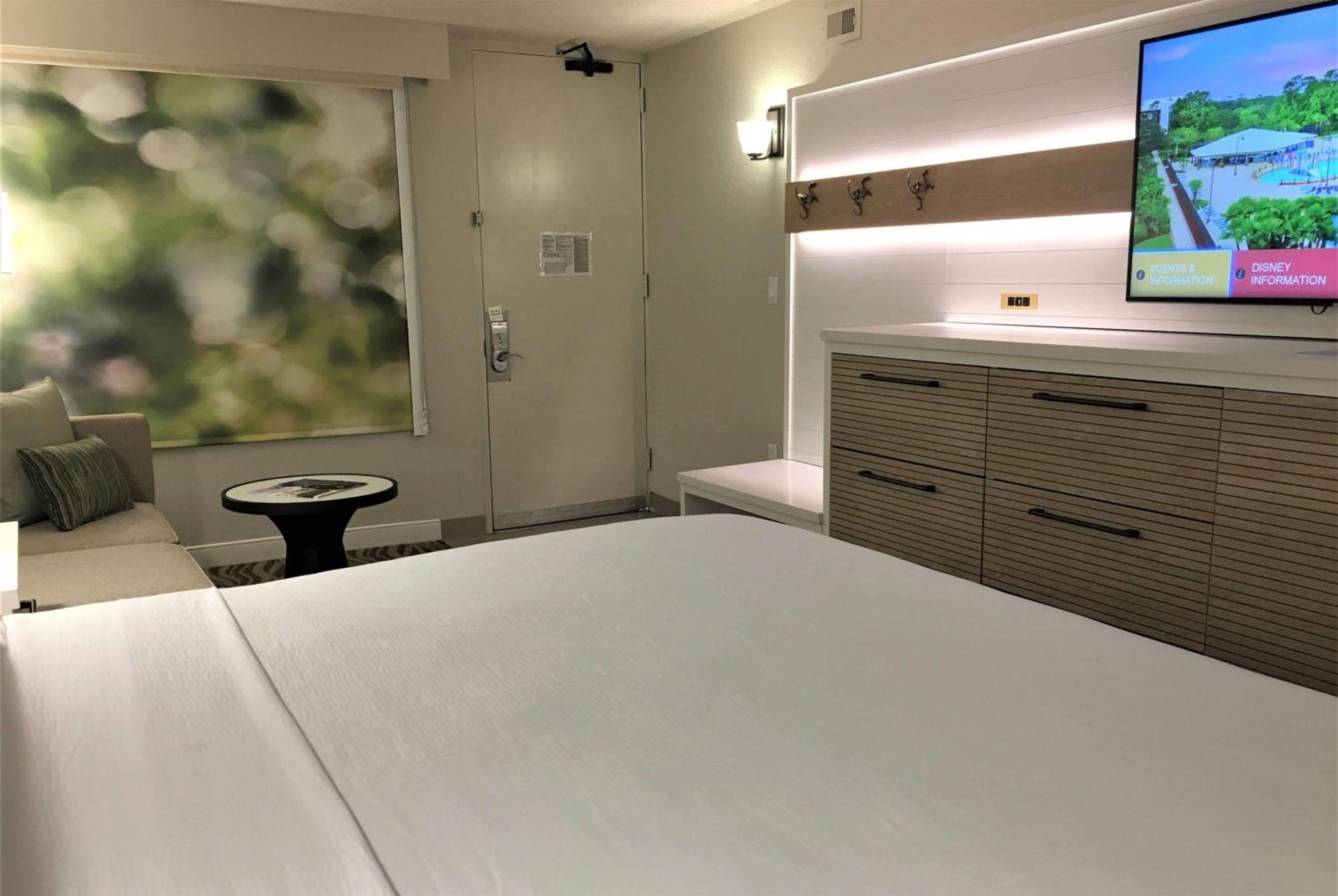 King Room Lake View Non-Smoking