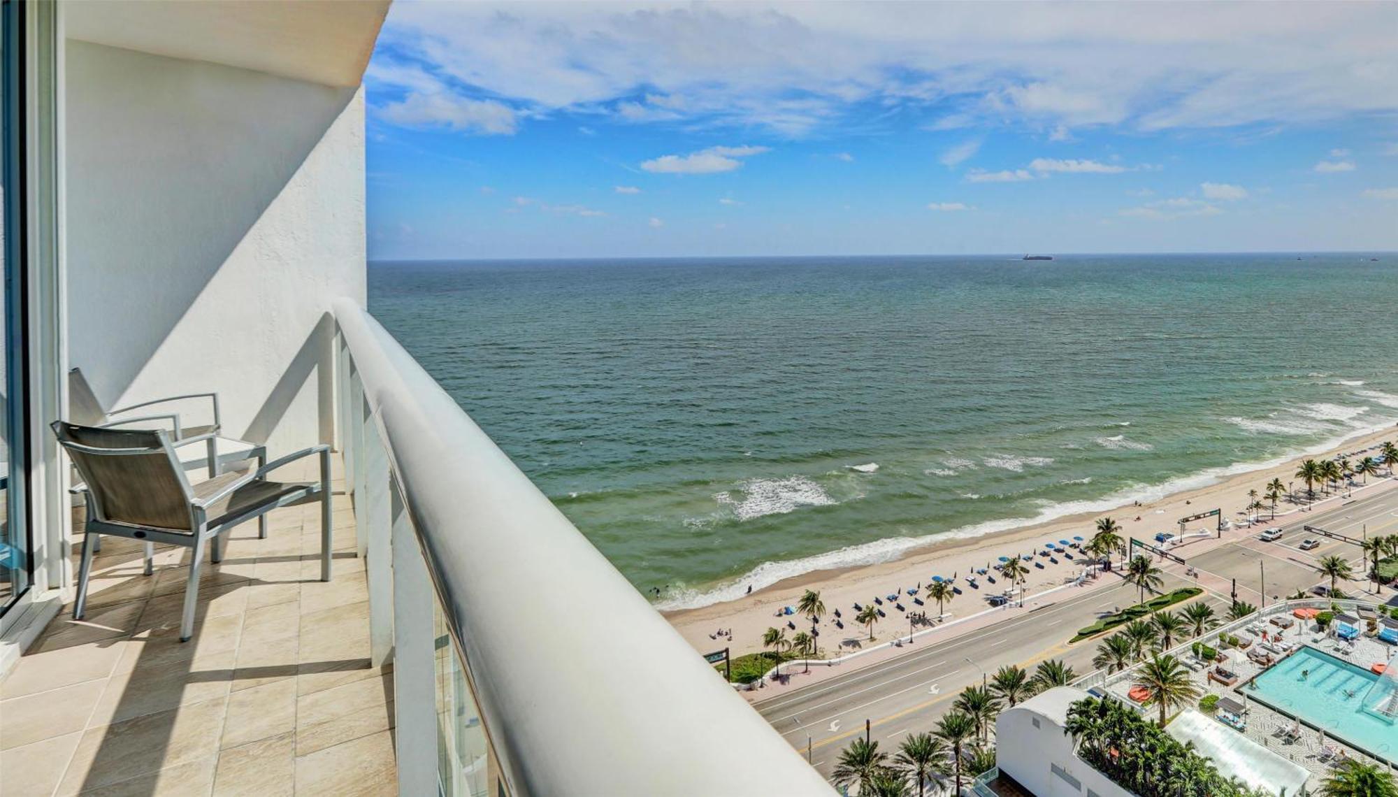 King Suite Ocean View Disability Access